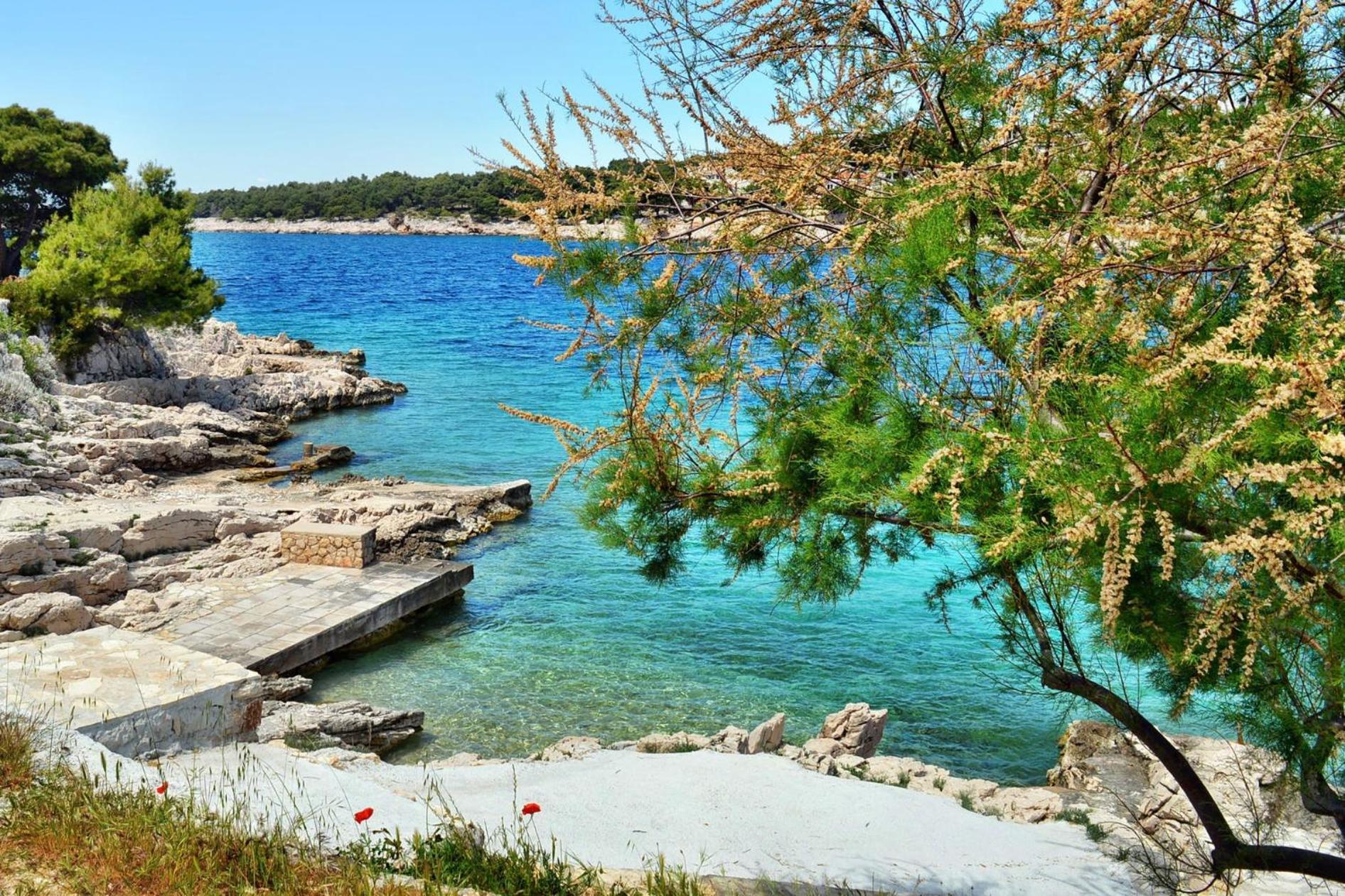 Apartments By The Sea Bilo, Primosten - 4191 מראה חיצוני תמונה
